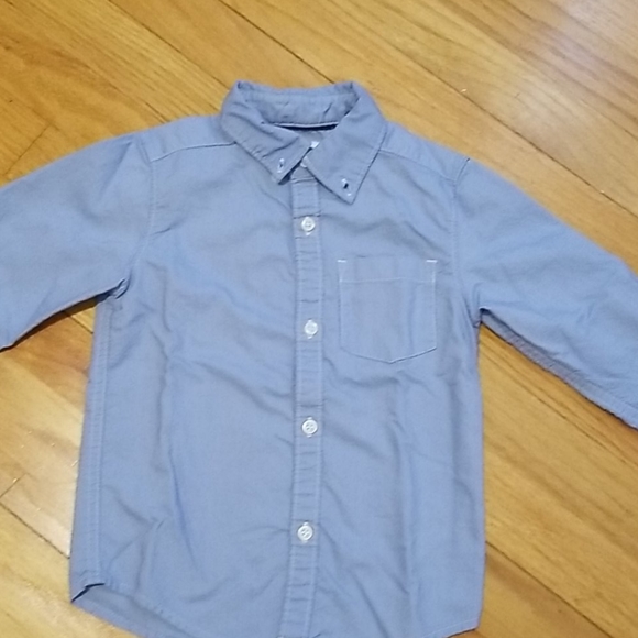 Button down shirts - Picture 3 of 4